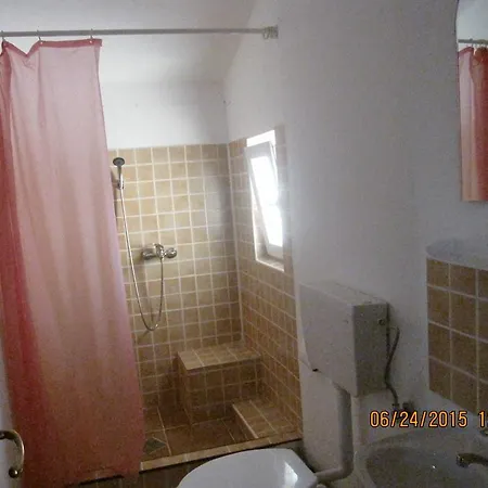בית הארחה Vila Talisha קוסטינסטי