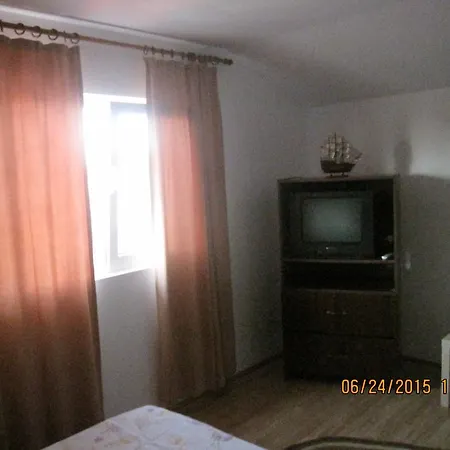 Vila Talisha בית הארחה קוסטינסטי