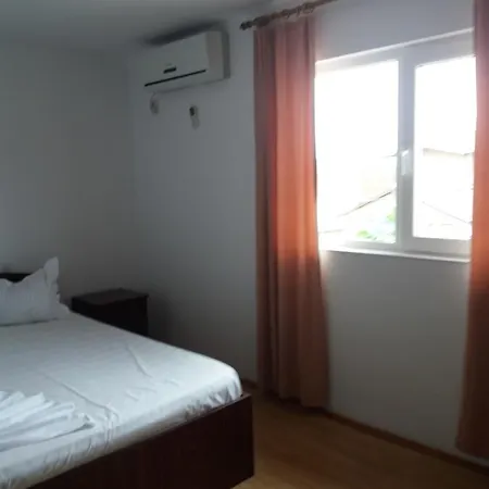 בית הארחה Vila Talisha *